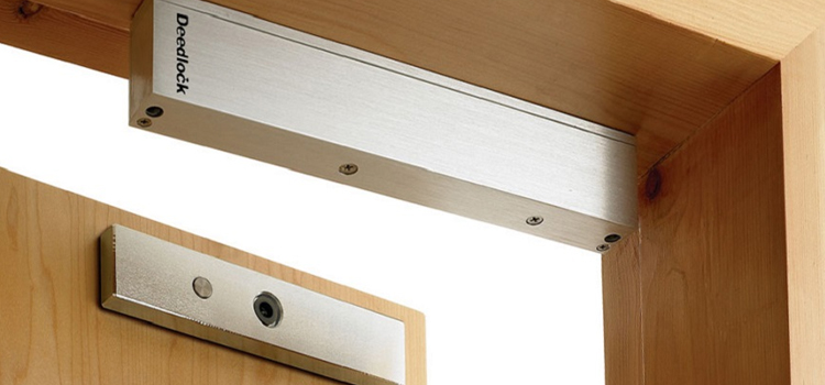 Magnetic lock installation Ceres